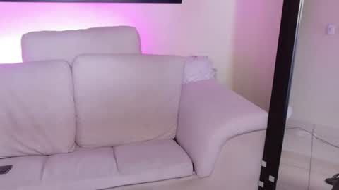 Snapshot of niko_roko chatting on August 3, 4:00 pm niko_roko online show from August 3, 4:00 pm