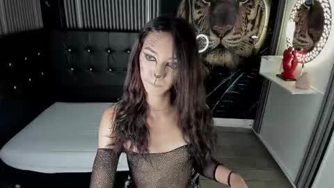 Nikol Rang online show from October 28, 8:22 pm