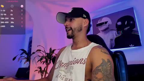Snapshot of nikolahank1 chatting on June 5, 5:47 am Nikola Hank online show from June 5, 5:47 am