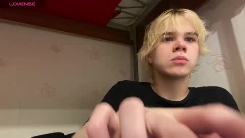 nikolasbucks online show from December 14, 7:18 pm