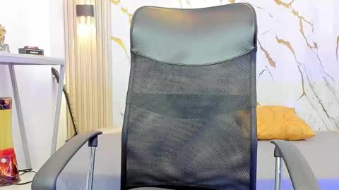    online show from January 19, 3:43 am