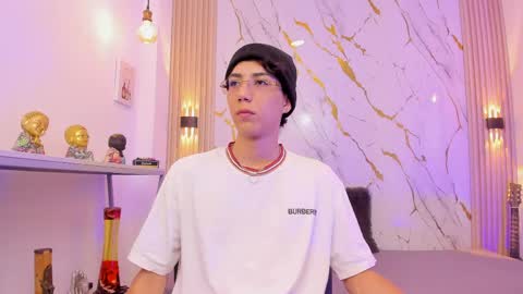    online show from April 3, 4:32 am