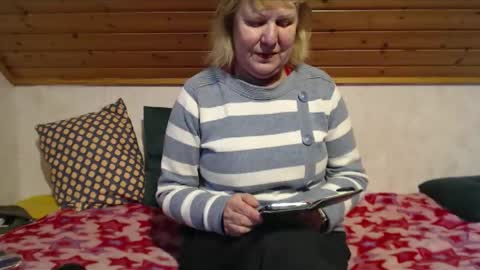 Nikole1 online show from January 7, 11:01 am