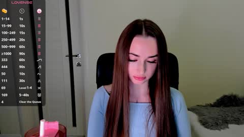 Snapshot of nikoll_s chatting on September 22, 3:08 am online show from September 22, 3:08 am