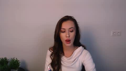 nikonara_ online show from October 21, 11:33 am