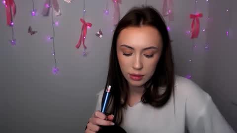 nikonara_ online show from February 12, 2:56 pm