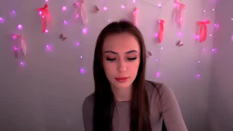 nikonara_ online show from May 26, 12:01 pm