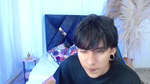 Snapshot of nikoo_18 chatting on January 19, 12:53 pm Niko online show from January 19, 12:53 pm