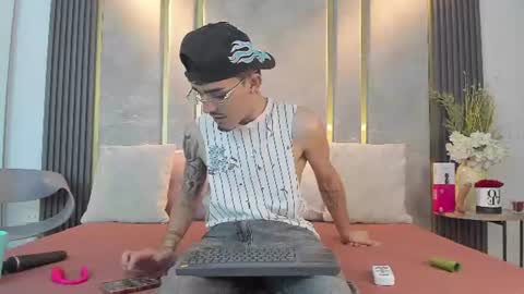 Snapshot of nikostone chatting on June 30, 2:45 am Niko Stone online show from June 30, 2:45 am