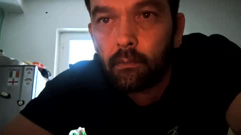 Niks online show from June 14, 3:52 am
