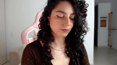 Snapshot of niky_blue chatting on January 29, 11:25 pm niky_blue online show from January 29, 11:25 pm