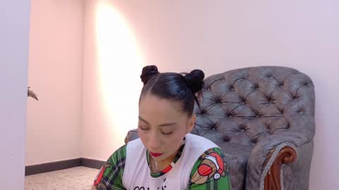  NIKY SMIT  online show from December 20, 11:43 am