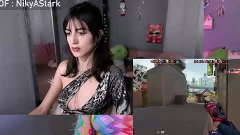 Snapshot of nikyastark chatting on June 19, 2:16 am Niky A Stark online show from June 19, 2:16 am