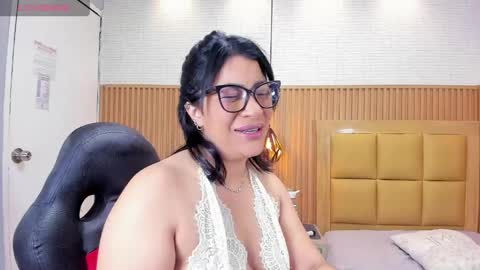   online show from May 28, 12:24 pm