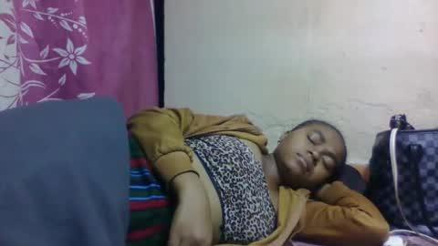 nilah online show from October 14, 6:52 pm