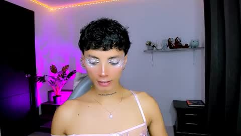 Nilam online show from October 26, 2:17 am