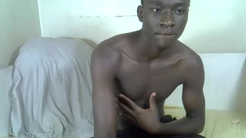 Snapshot of nileboys chatting on November 27, 10:56 pm Niles online show from November 27, 10:56 pm