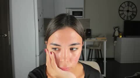 Bella online show from October 24, 11:34 pm