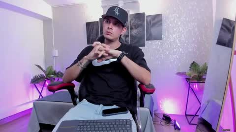 Nils online show from October 9, 3:48 am