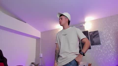 Nils online show from October 30, 4:14 am