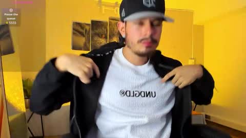 Nils online show from February 17, 4:20 am