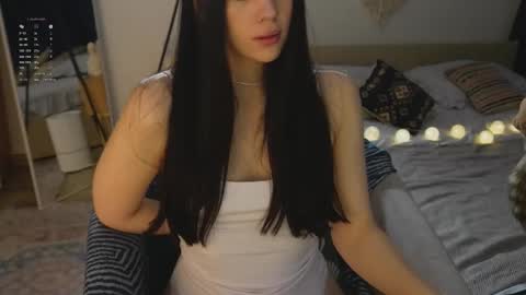 Jennet online show from December 15, 6:23 pm