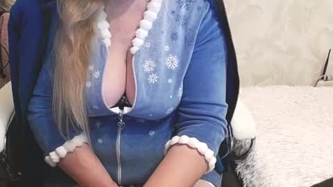 Snapshot of nimfalove chatting on February 2, 11:25 pm Nimfalove online show from February 2, 11:25 pm