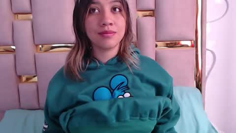 Snapshot of nina_carther chatting on October 15, 12:27 pm Nina Carther online show from October 15, 12:27 pm