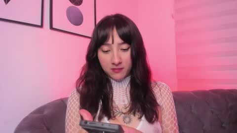 nina_collinns online show from September 27, 12:59 am