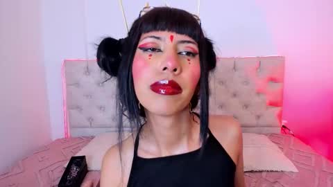 Nina Fox  online show from January 11, 2:44 pm