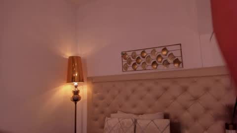 nina joyce online show from April 8, 7:36 pm