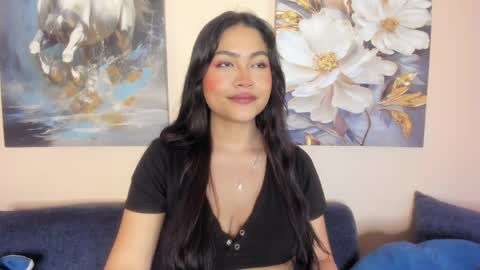 nina_kmay online show from April 28, 7:19 pm
