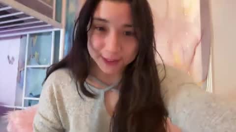 nina_lovez online show from December 4, 2:15 pm