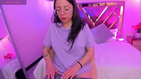 Nina myers online show from November 11, 10:48 am