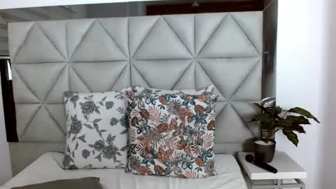  Nina  online show from December 17, 2:23 am