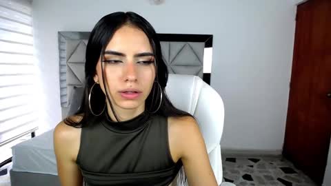  Nina  online show from January 28, 9:29 pm