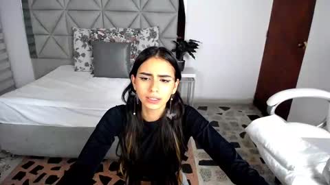  Nina  online show from February 7, 2:40 am