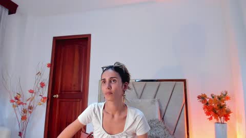 Nina online show from January 15, 6:19 pm