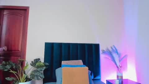 Nina online show from November 28, 6:43 pm