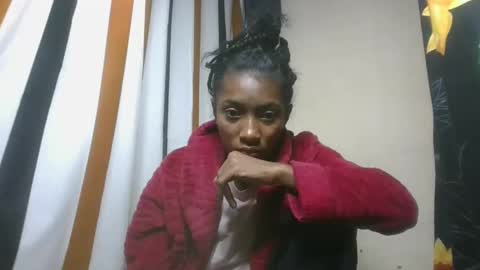 Snapshot of ninaeaa chatting on November 17, 6:35 pm ninaeaa online show from November 17, 6:35 pm