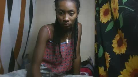 Snapshot of ninaeaa chatting on November 23, 8:08 pm ninaeaa online show from November 23, 8:08 pm