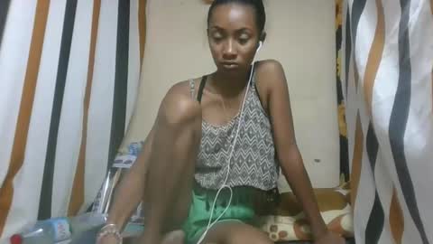 Snapshot of ninaeaa chatting on January 15, 6:44 pm ninaeaa online show from January 15, 6:44 pm