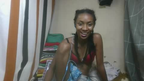 Snapshot of ninaeaa chatting on February 16, 5:31 pm ninaeaa online show from February 16, 5:31 pm
