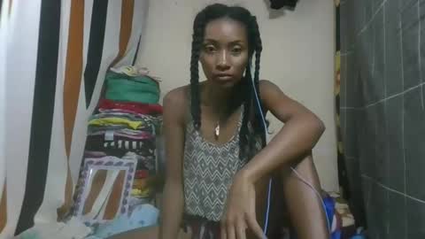 Snapshot of ninaeaa chatting on February 27, 10:04 am ninaeaa online show from February 27, 10:04 am