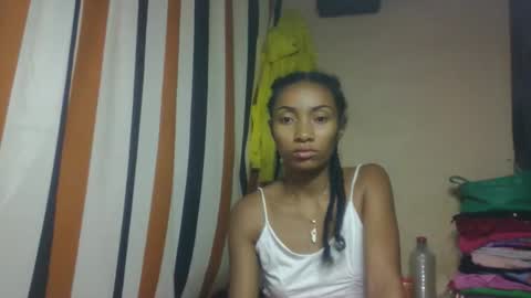 ninaeaa online show from April 3, 7:12 pm