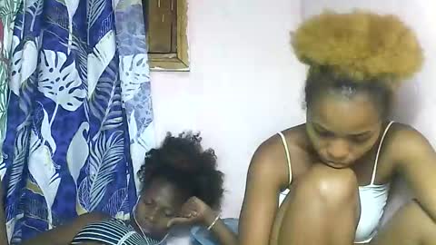 Ninah9794 online show from November 30, 8:35 pm