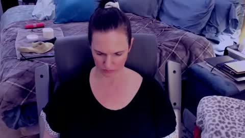 Nina Jaymes online show from December 6, 6:06 pm