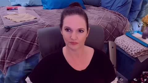 Nina Jaymes online show from October 9, 10:30 pm