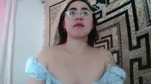 N I N A online show from September 23, 2:20 pm