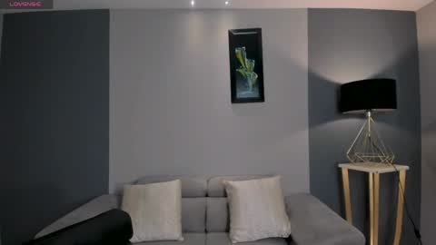 Snapshot of ninamichelle_ chatting on April 27, 6:28 pm Nina online show from April 27, 6:28 pm